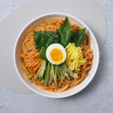 봄나물비빔국수 600g(2인분/반조리)