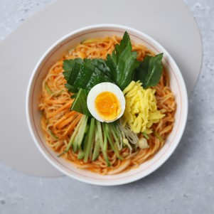 봄나물비빔국수 600g(2인분/반조리)