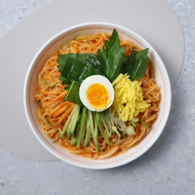 봄나물비빔국수 600g(2인분/반조리)