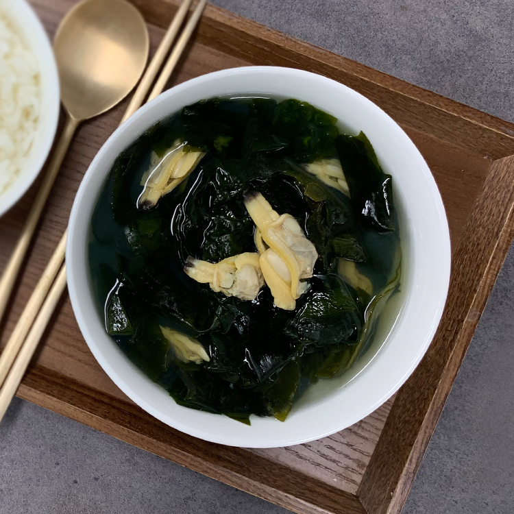 바지락미역국(냉동) 600g