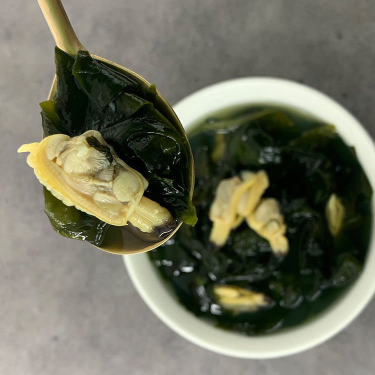 바지락미역국(냉동) 600g
