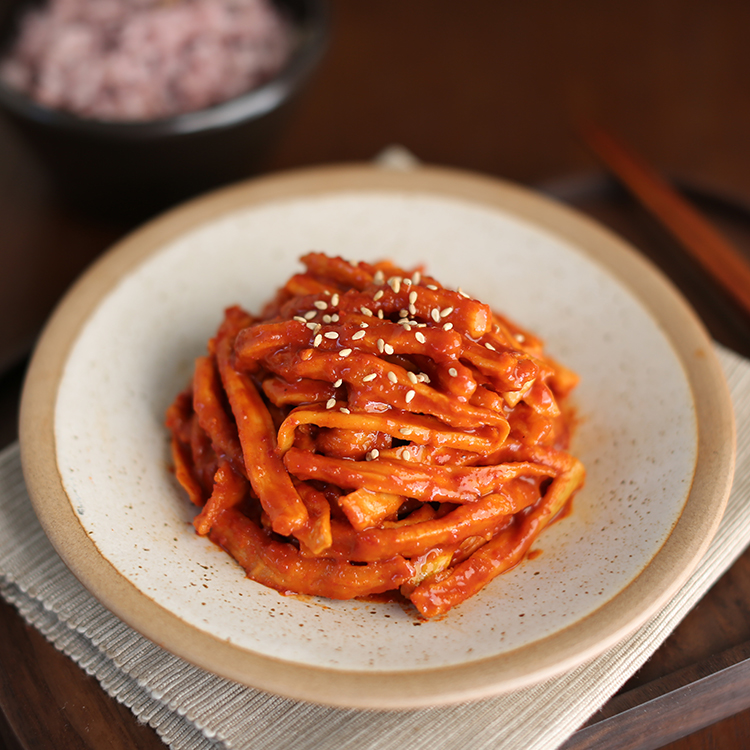 꼬독꼬독무말랭이무침 100g